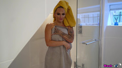 Wank it Now: Louise Lee - Bit Perverted Pt: 1