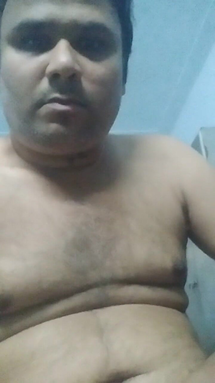 Nani Top: Futai gratuit cu pula mea tare în gaura ta de pizdă..