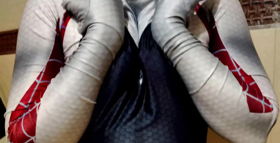 Want Some Fingering to Spidergwen? (Candy Camille) Want Some Fingering to Spidergwen? (Candy Camille)
