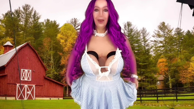 VeeVee Vixen: The Milk Slut