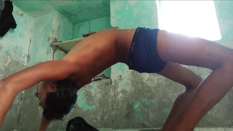 Mukesh Solanki: मुकेश