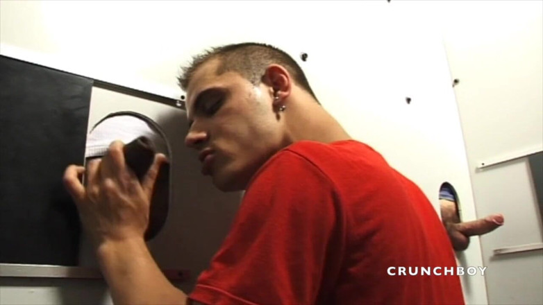 FETISH BDSM STUDIO: ดูดควยในรู glory hole พร้อมชุดเฟติช