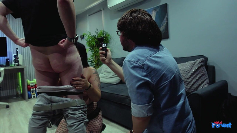 Nerd Pervert: Jayne Sins - पहली बार जाहिल लंड चूसने वाली