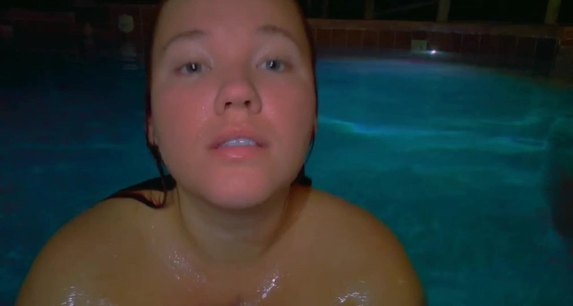 Annabelle Rogers: Gece Yüzmesi.... Elbette çıplak ve sakin ve şehvetli titreşimler!