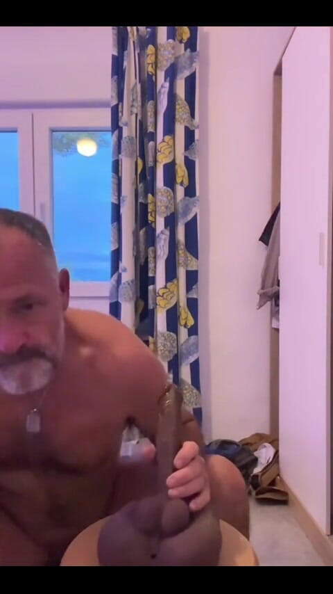 Daddybearvlc: ここでももっと開封してほしいと言われていました