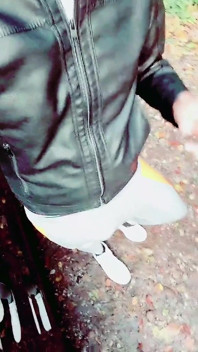 Slutboyben Cam4 Сексуальная крейсерская телочка на парковке Schwerin B321