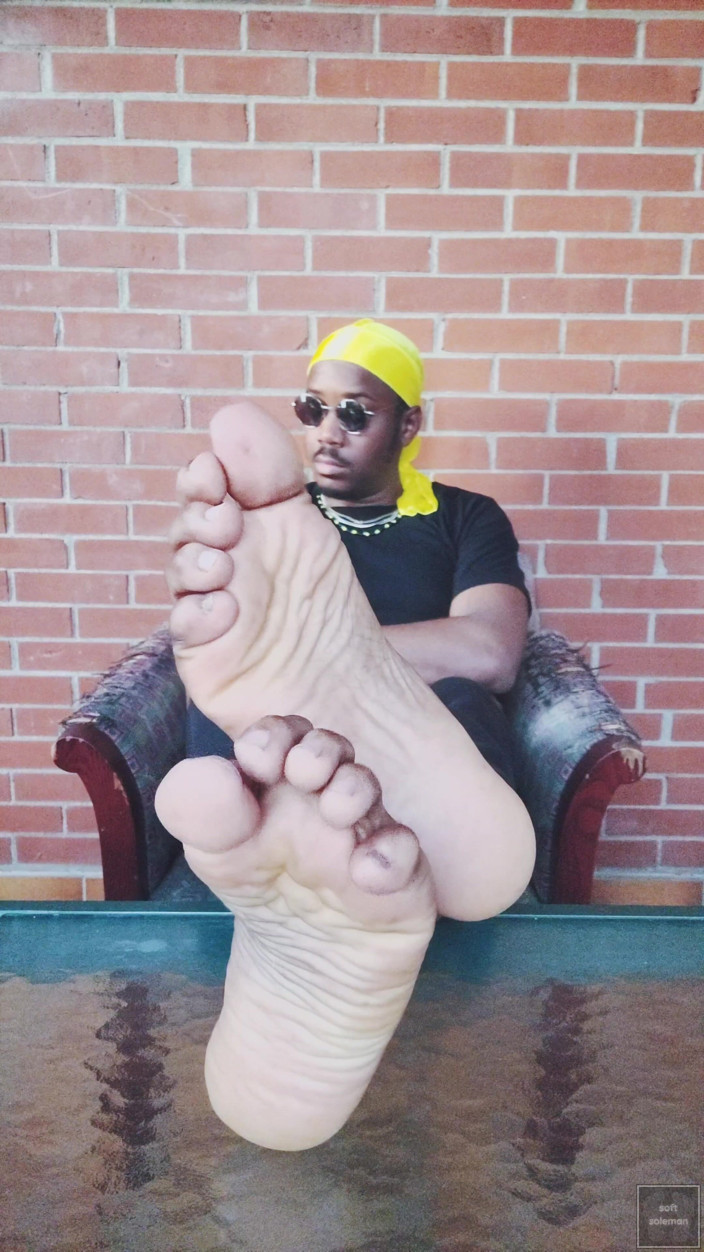 Soft Soleman: Moving Male Soles and Toes 2026