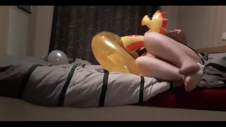 tammara big: Awesome Fun with Balloons