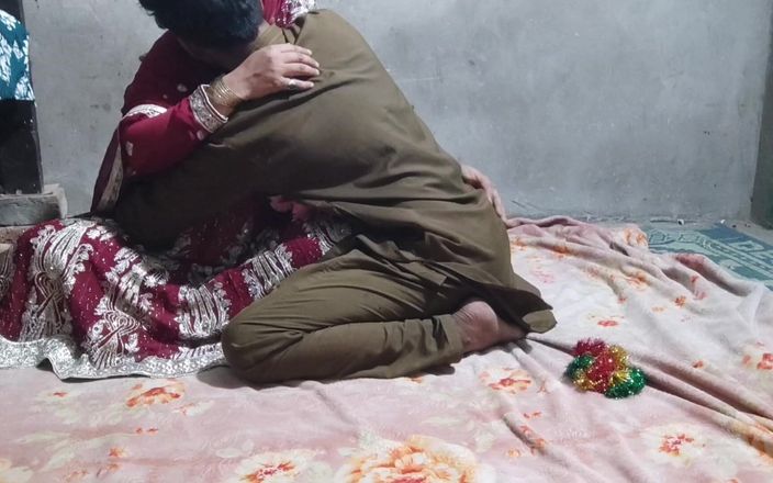 Abida pavreen: Sexe X pour la dernière fois, sexy, illustration