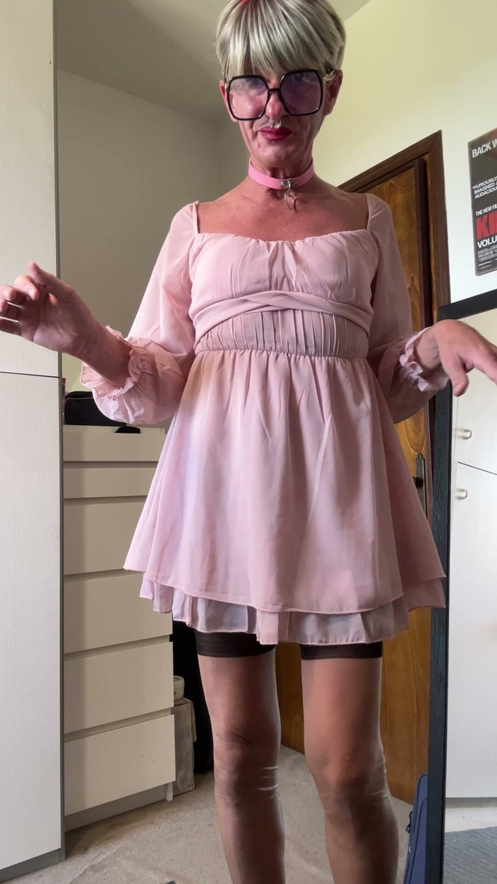 Andreina Naty: Andreina in Fetish Stockings