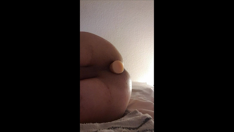 BiCgn: Dildo dalam bubblebut