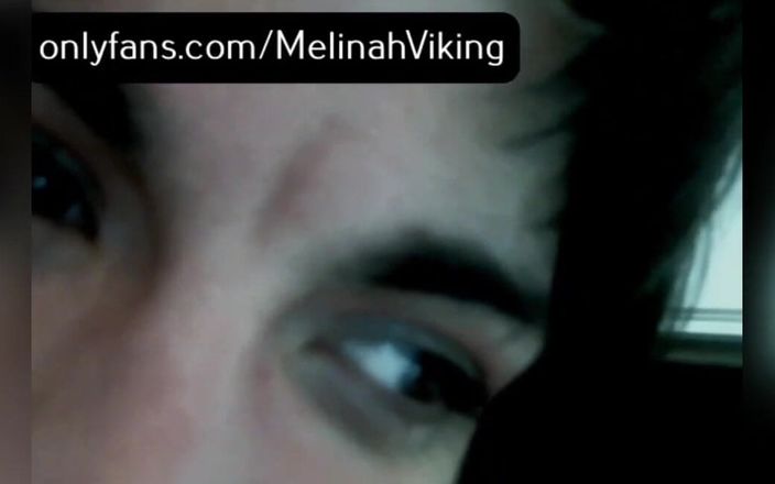 Melinah Viking: Camshow Detailní