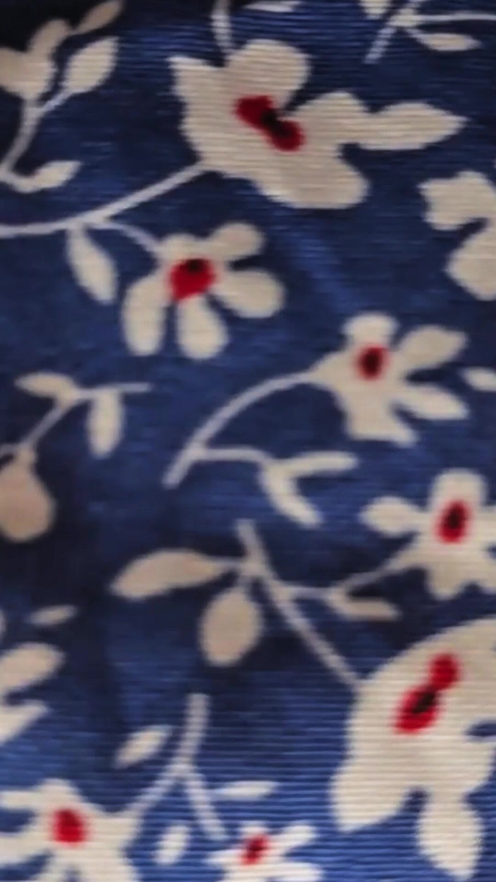 CoupleForFun2023: Vreemdeling schuift pik onder haar korte jurk en creampiet haar...