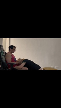 Sexul și dădea lapte unei latine căsătorite și infidele amatoare