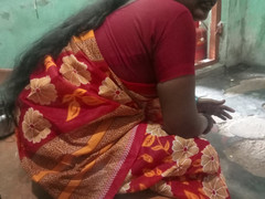 Priyanka314: Une tatie desi du Kerala taille une pipe à son beau-fils