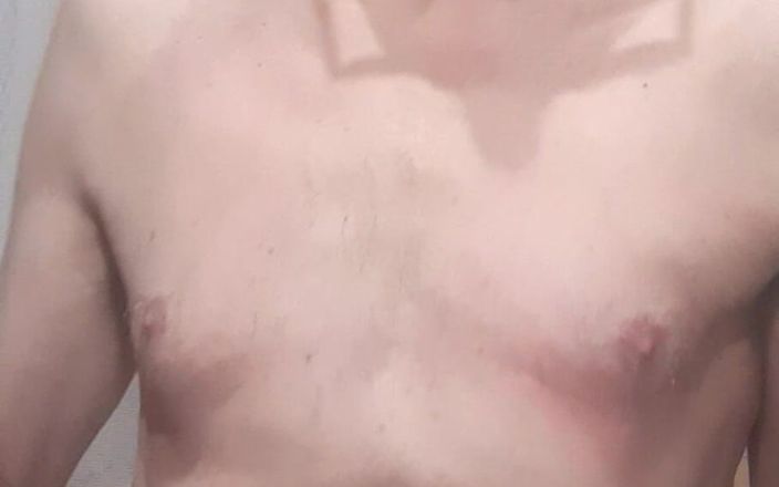Big uncut hard cock: Chúpame besame lamer mis duras tetas con el pezón, soy...