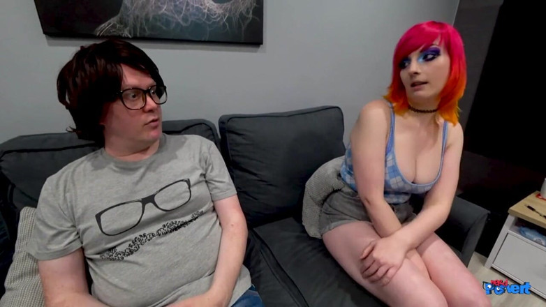 Nerd Pervert: Kitty Kitch - Kitty kremini alıyor