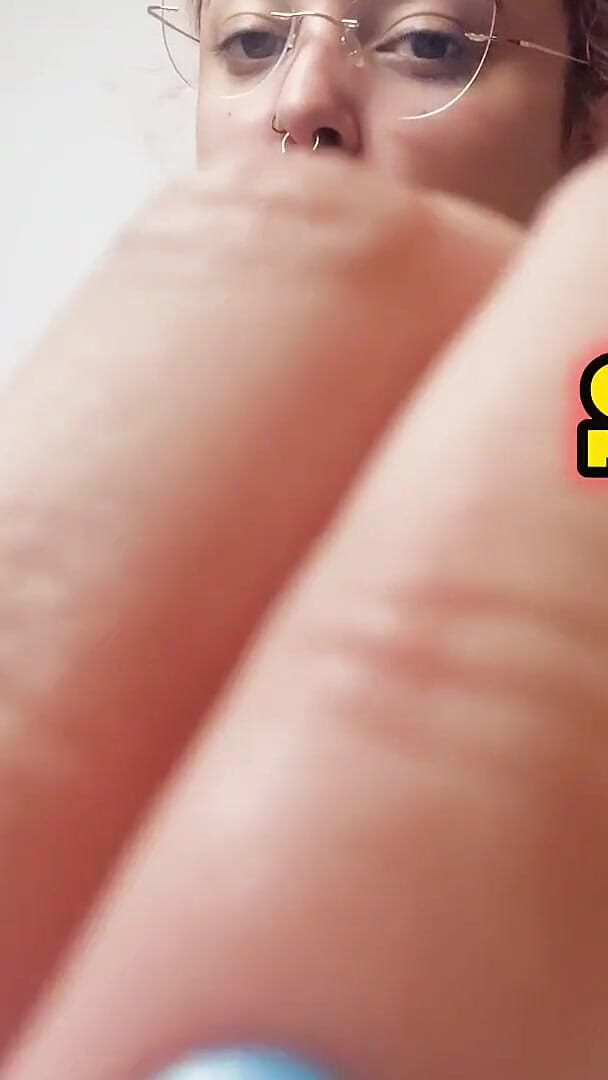 All You Can Fetish: Article, flacon de salive disponible pour vous le goûtez