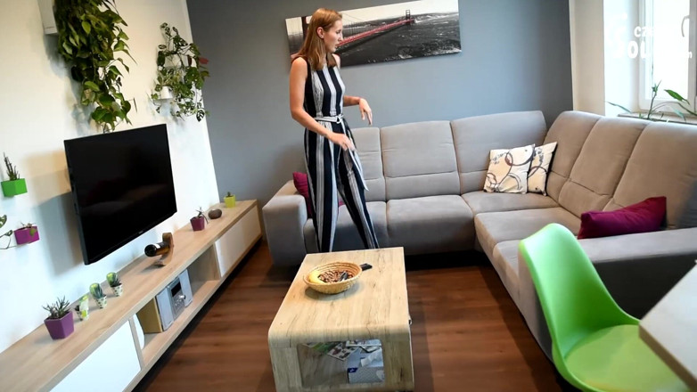 Czech Soles - foot fetish content: Agente inmobiliario aprovechando el fetiche de pies del cliente