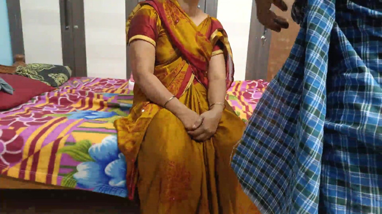 Sexy sindu: sindu bhaabhi ka bedroom men devar ke saath saari seks