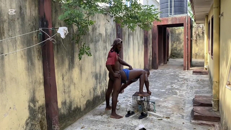 Bigmigh: Padrasto e bunda grande