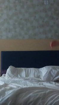 La vida real amateur británica chica follada en cuatro en habitación de hotel