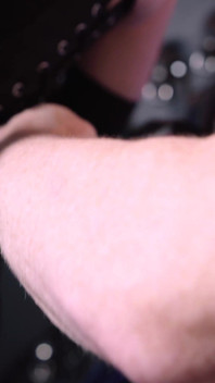 Trénink korzetu s submisivním