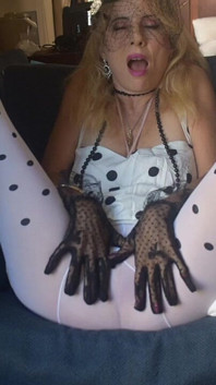 Polka Dot Foot Fetish Starring Dawn Layla