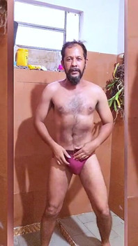 빨간 속옷으로