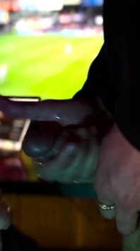 Rychlý výstřik na obličej od Perv