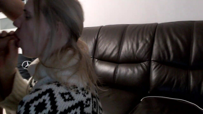 MagicStas: Holka chce kouření a honění se spermatem na obličeji