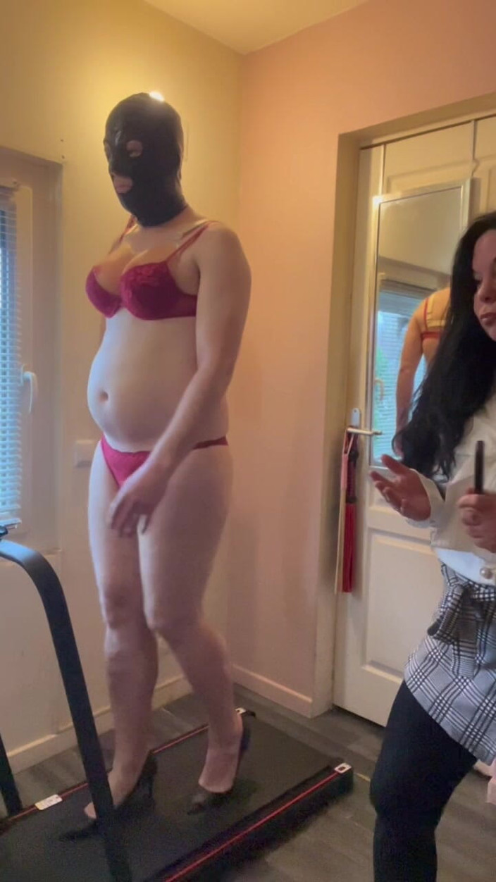 Maitresse Clara: 내 복종자에 대한 신체 훈육 평가...