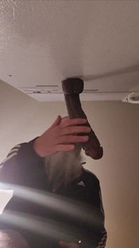 Kali pertama dengan dildo yang lebih besar dan lebih panjang