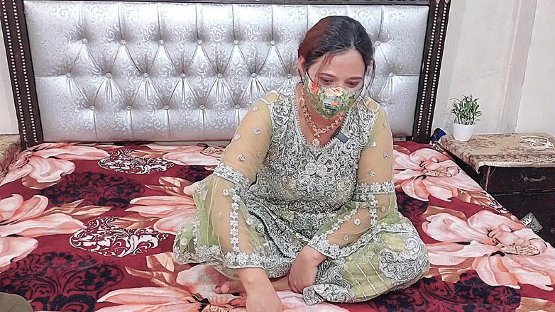 Pakistani CoupleX: Moje přítelkyně po půl skleničky