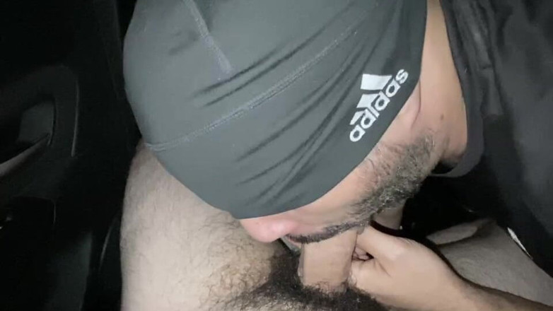 deeptx1: Arabský Řidič Uberu Dostane Deepthroat Ve Svém Autě