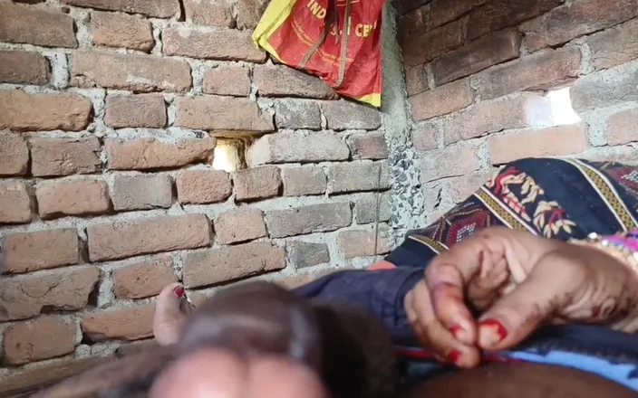 Sumang studio: Young Bengali Suman Bhabhi Wore Blue Lipstick and Sucked Her...