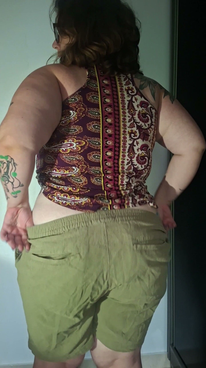 alucidfever: Chubby Nerd Strips for You (beautiful Saggy Tits)