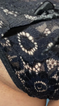 Raccolta mattutina di urine gialle! Ti mostro i miei pastiglie sporchi!