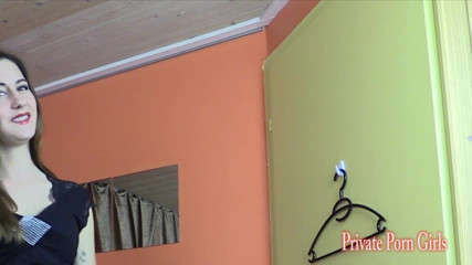 Private Porn Girls: Молода модель Candy 18y. На порно кастингу - частина 1