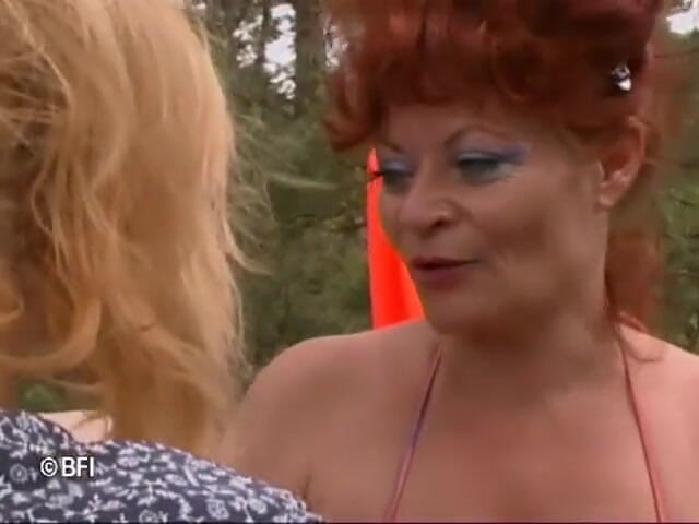 Nasty matures and dirty grannies club: Pikniková orgie venkovní sex
