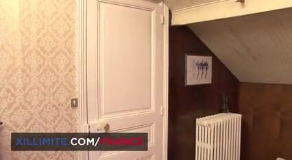 Made In France: Побачення з грудастою мілфою з фарбовим волоссям