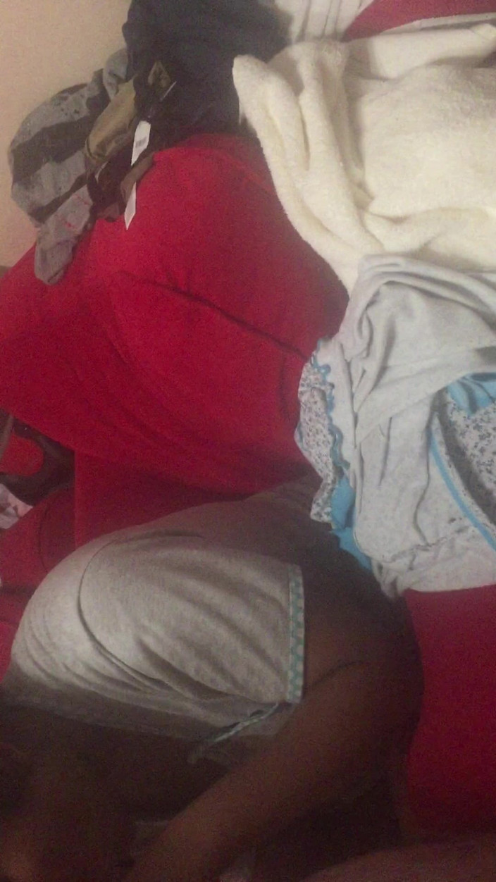 Megacute9999: Indonesische Magd, die ins Gesicht gefickt wird, bekommt Sperma im...