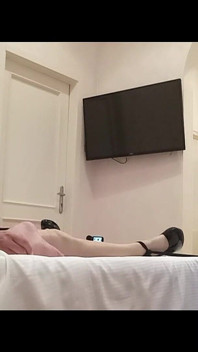 MILF in Autoreggenti E Tacchi, Legata E Scopata