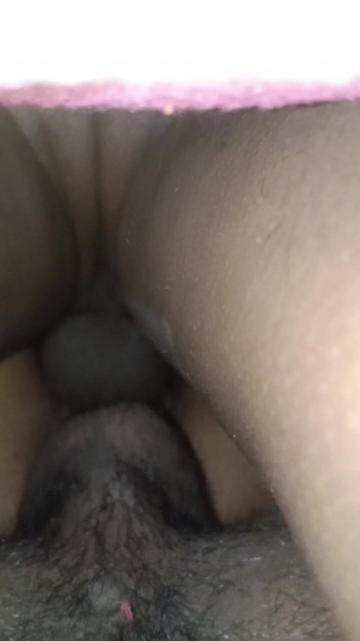 Poojakabir: 남편과 남편, 두 친구 앞에서