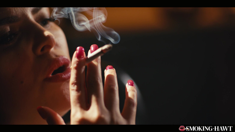 Smoking Hawt: Kira Queen