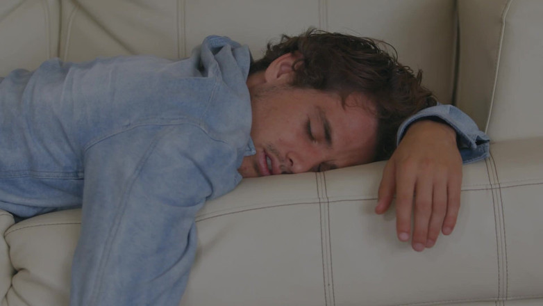 Sweet Sinner: Kız arkadaşımın üvey annesi 11 sahne 1 ortalığı dağıtıyor