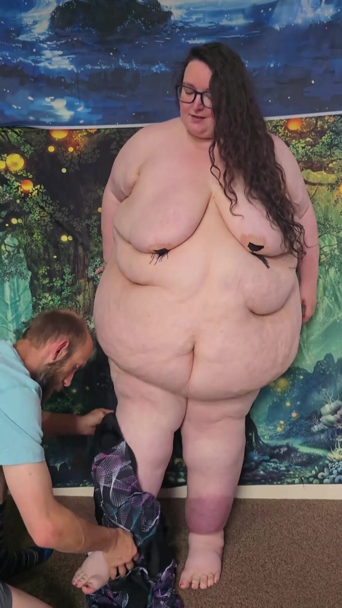 SSBBWLadyBrads: Ssbbw şişman tanrıça mayo denemesi