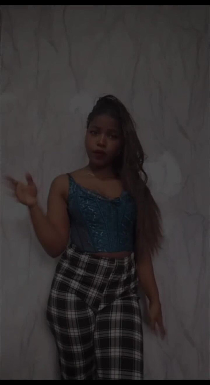 Minayi: Resmi ateşli içerik sayfamı ziyaret etmek için ne bekliyorsun?