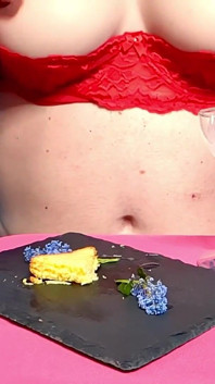 Rikki Ocean's Potions Tasting for the First Time with Cummy Cake!