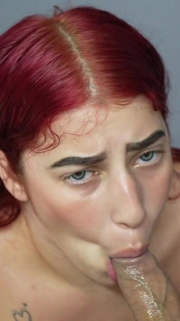 Târfa columbiană oferă cele mai bune sex oral
